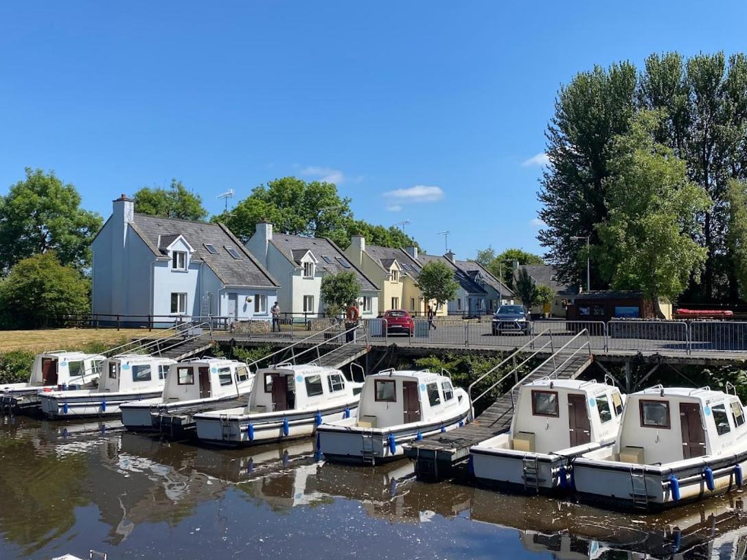 Leitrim Quay - Riverside Cottage 3 County Leitrim المظهر الخارجي الصورة